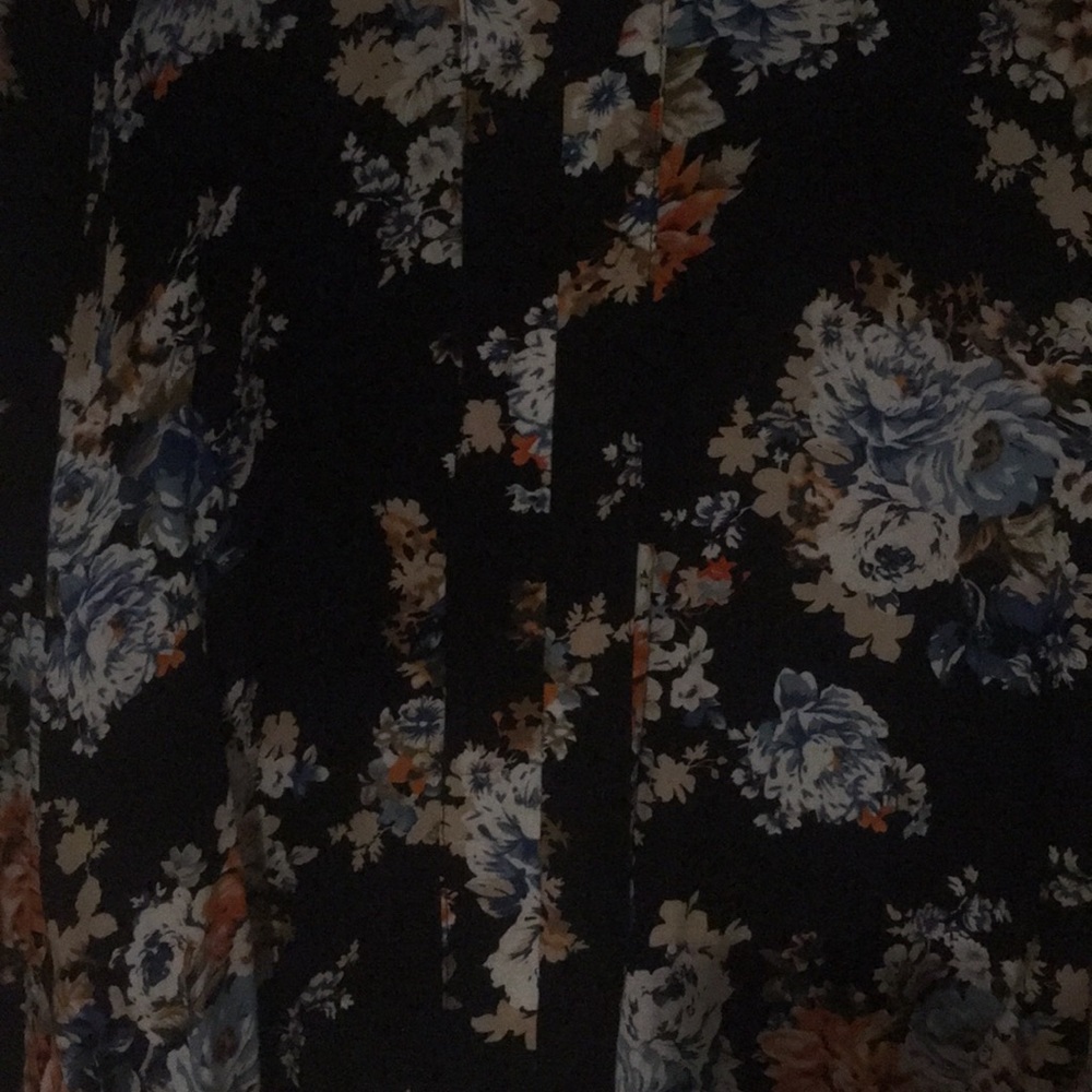 Floral blouse - Picture 2 of 2